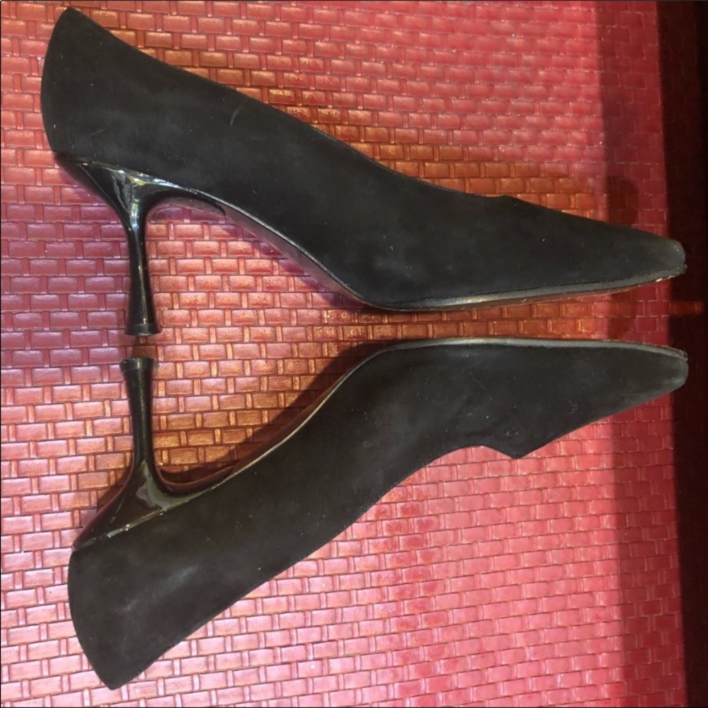 Stuart Weizmann Square Toe Pumps 9.5. - image 2